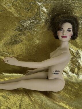 VTG 1984 Franklin Mint Jacqueline (Jackie) Kennedy 15" Vinyl Doll Only Nude